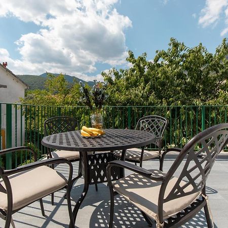Apartmani Pravilovic Херцег Нови Екстериор снимка