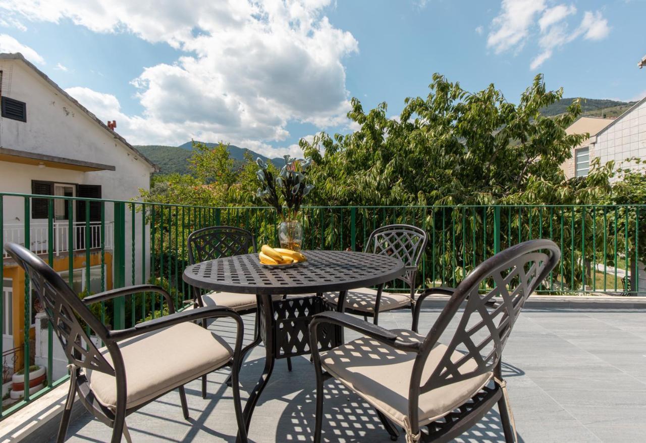 Apartmani Pravilovic Херцег Нови Екстериор снимка