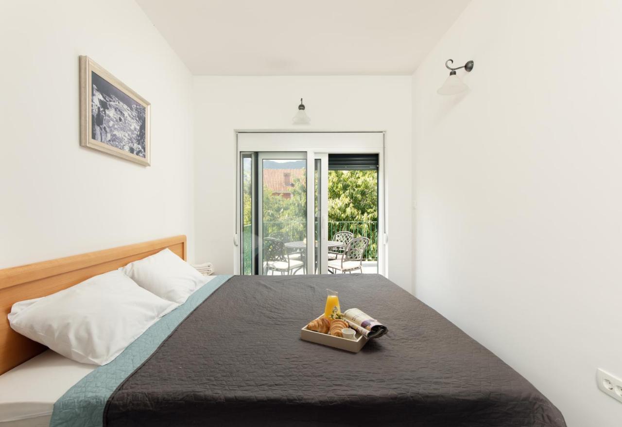 Apartmani Pravilovic Херцег Нови Екстериор снимка
