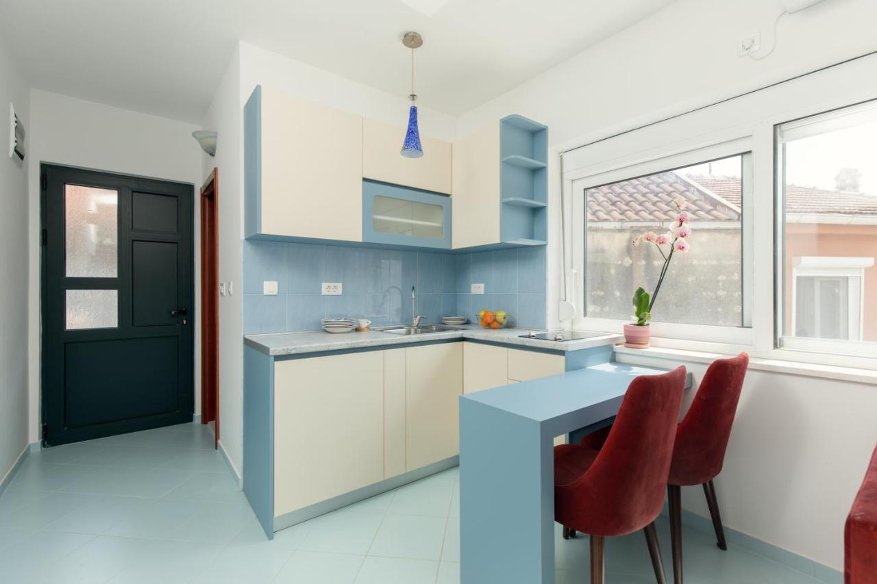 Apartmani Pravilovic Херцег Нови Екстериор снимка