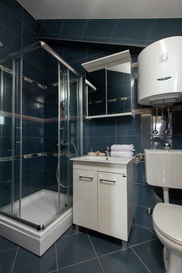 Apartmani Pravilovic Херцег Нови Екстериор снимка